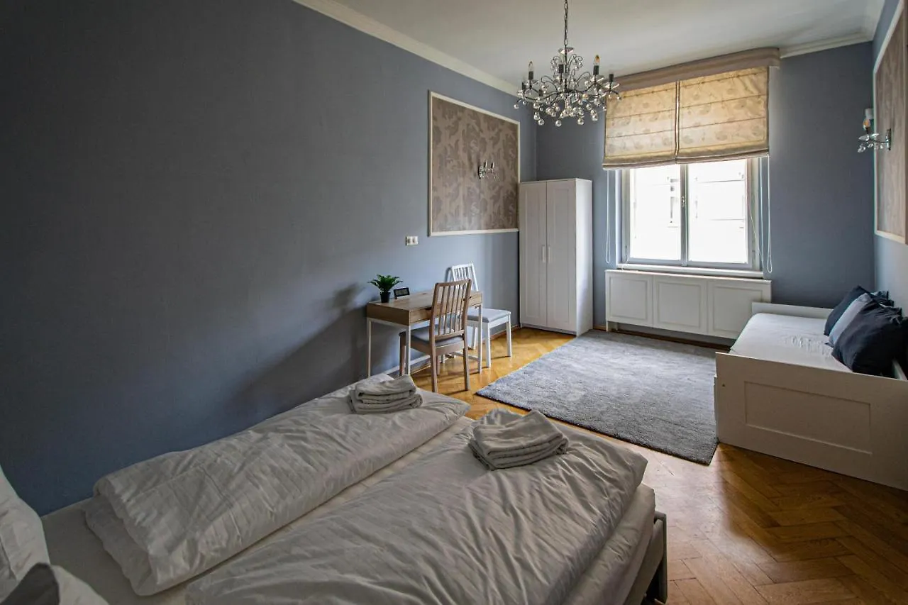 Luxury Central 150M2 Apartment On Wencelas Square With Private Garage Prague