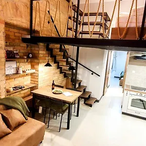 o-38-luxe-loft.inbudapesthotels.com/