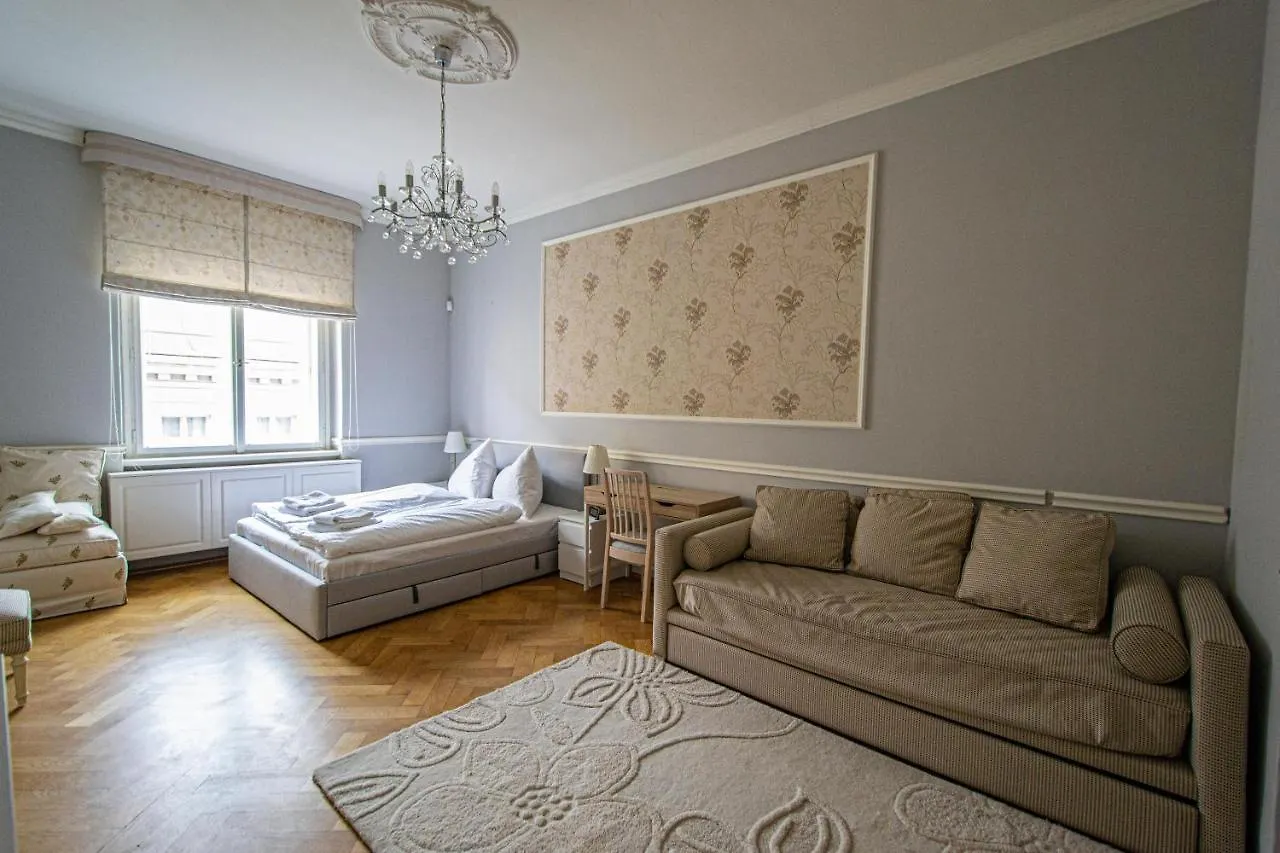 Luxury Central 150M2 Apartment On Wencelas Square With Private Garage Prague